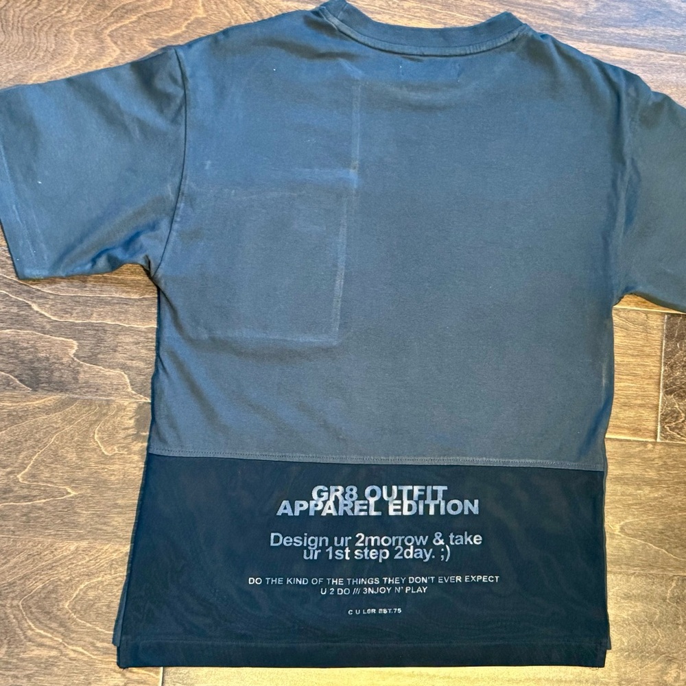 Zara Kids Graphic T-Shirts - Black, Blue, Cream, size 10 - Picture 9 of 12